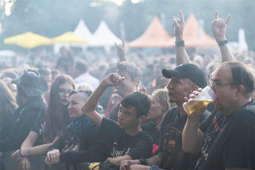 Forestglade im Schlosspark: Die 90er wissen noch, wie man feiert