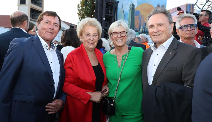 Seefestspiele-Premiere: Promis und 6.000 Gäste im Discofieber