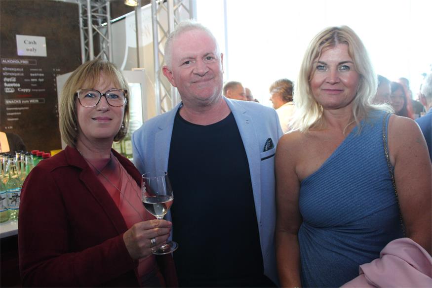 Seefestspiele-Premiere: Promis und 6.000 Gäste im Discofieber