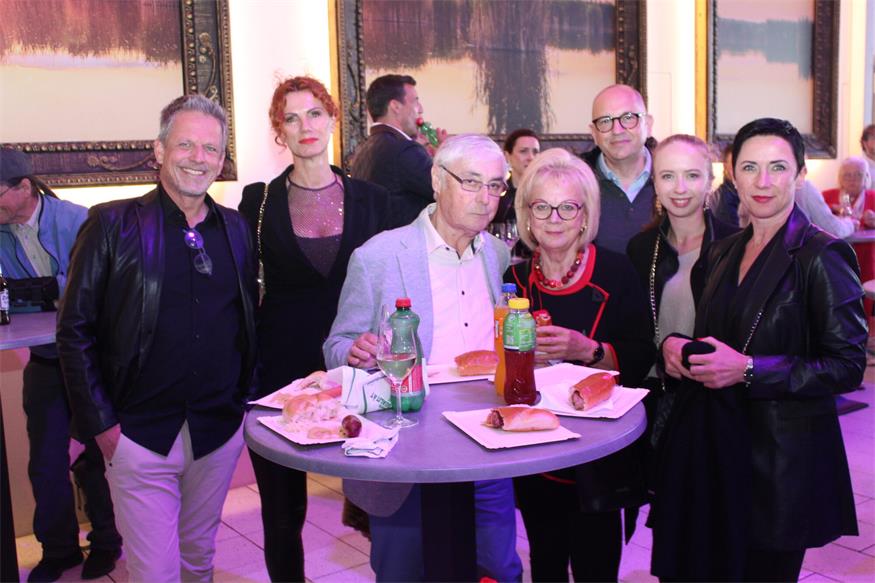 Seefestspiele-Premiere: Promis und 6.000 Gäste im Discofieber