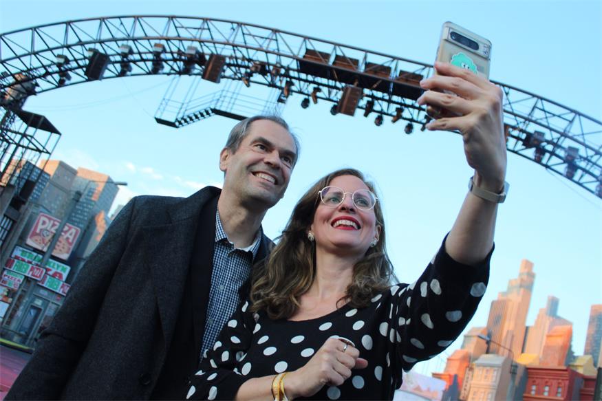 Seefestspiele-Premiere: Promis und 6.000 Gäste im Discofieber
