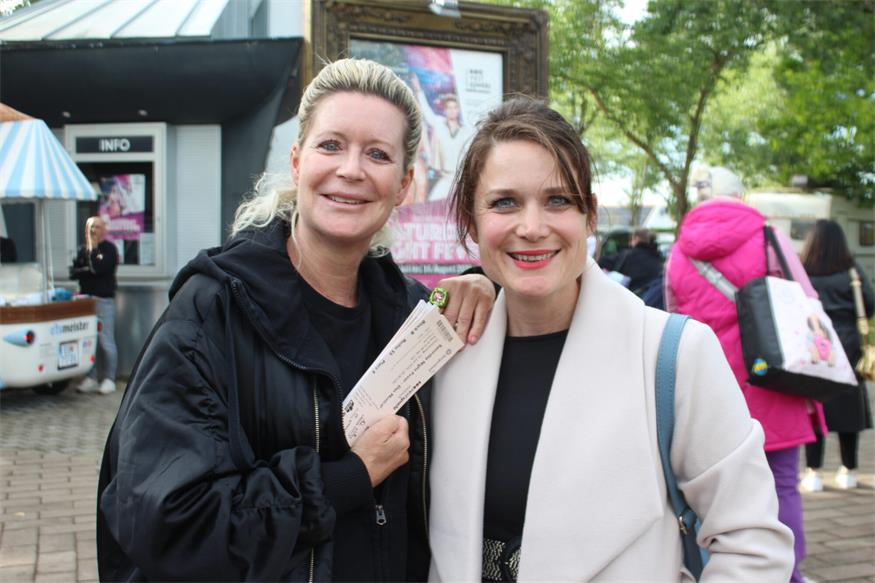 Seefestspiele-Premiere: Promis und 6.000 Gäste im Discofieber