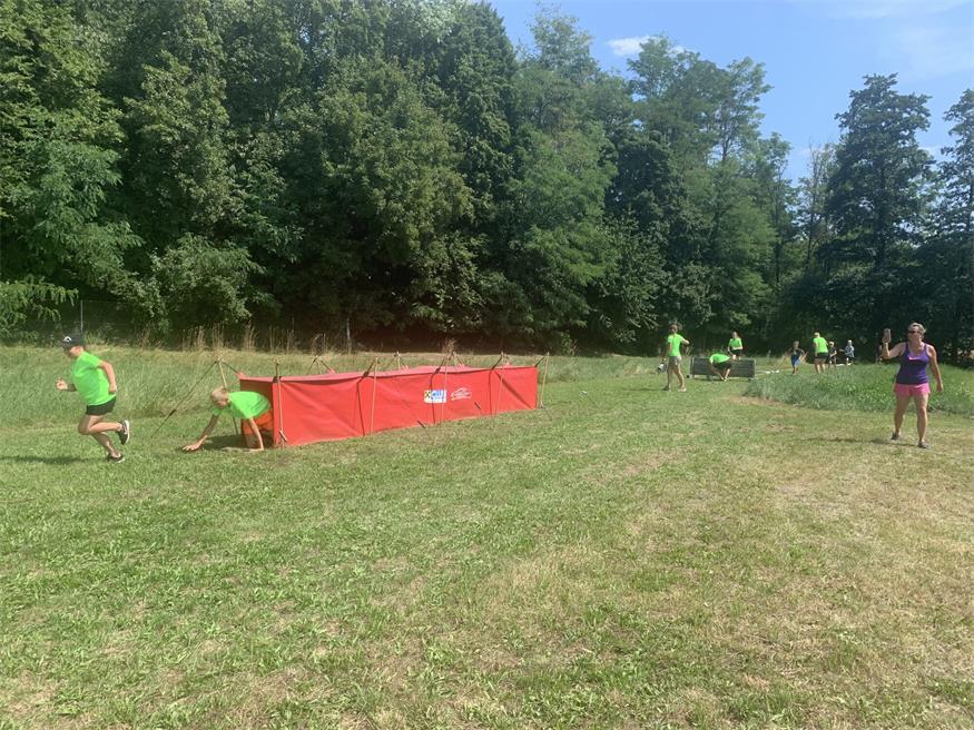 Kinder erlebten die Feuerwehrjugend Lackenbach in Action