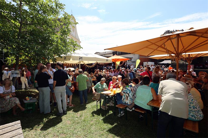 Neusiedl am See: Buntes Treiben beim Stadtfesterl - bis zum Gewitter