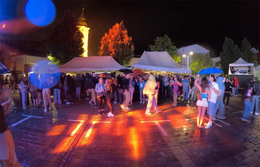 Neusiedl am See: Buntes Treiben beim Stadtfesterl - bis zum Gewitter