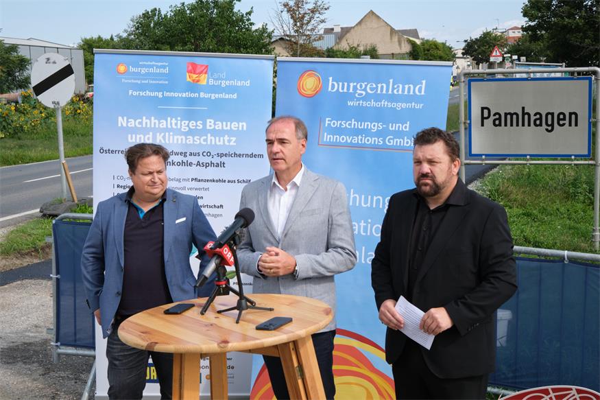 Pamhagen: „Grüner Asphalt“ in Testphase