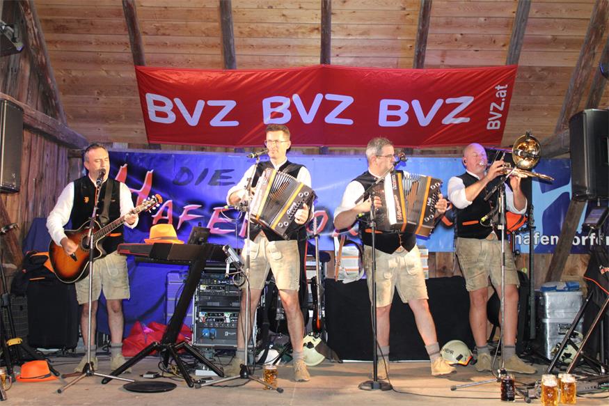 Partytime hoch drei beim Waldfest in Langeck