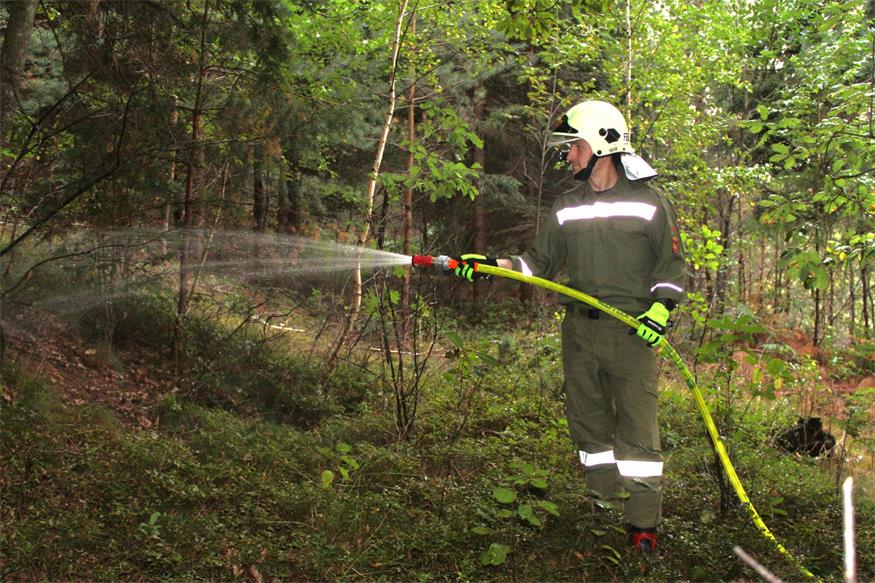 Waldbrand in Deutsch Gerisdorf: 120 FF-Leute im Übungseinsatz
