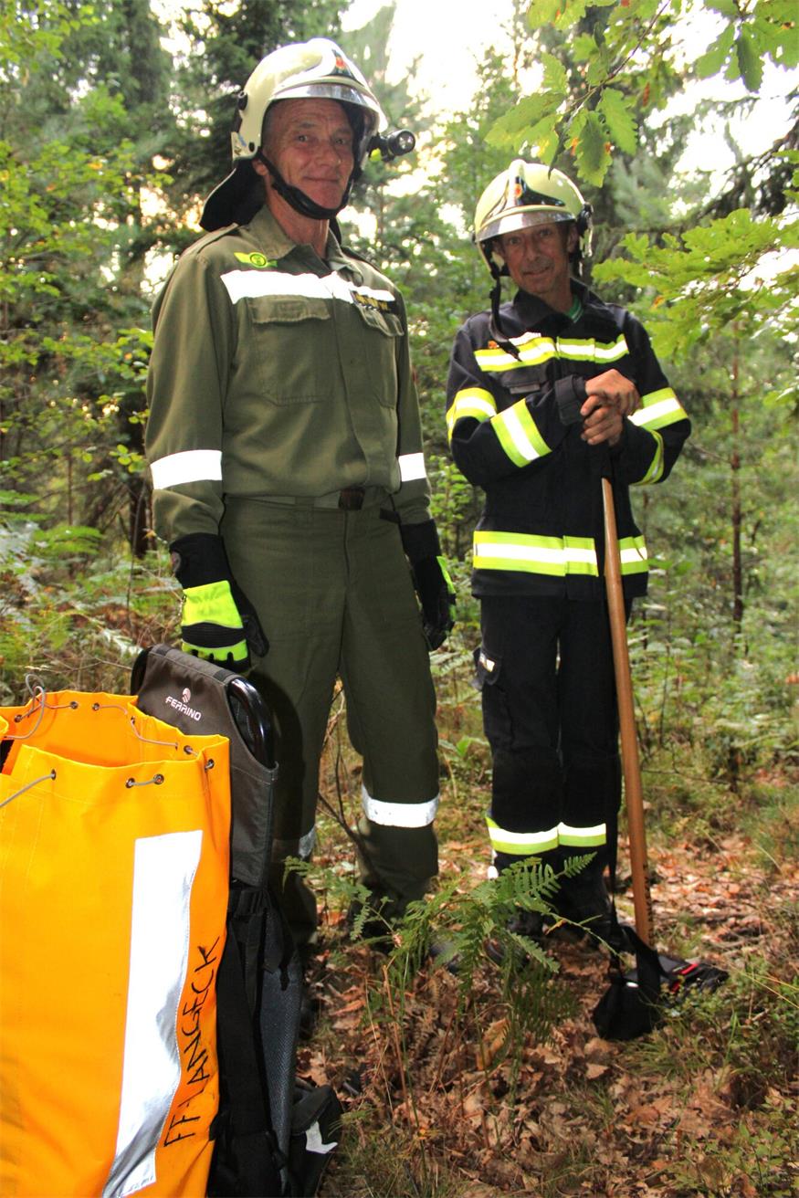 Waldbrand in Deutsch Gerisdorf: 120 FF-Leute im Übungseinsatz
