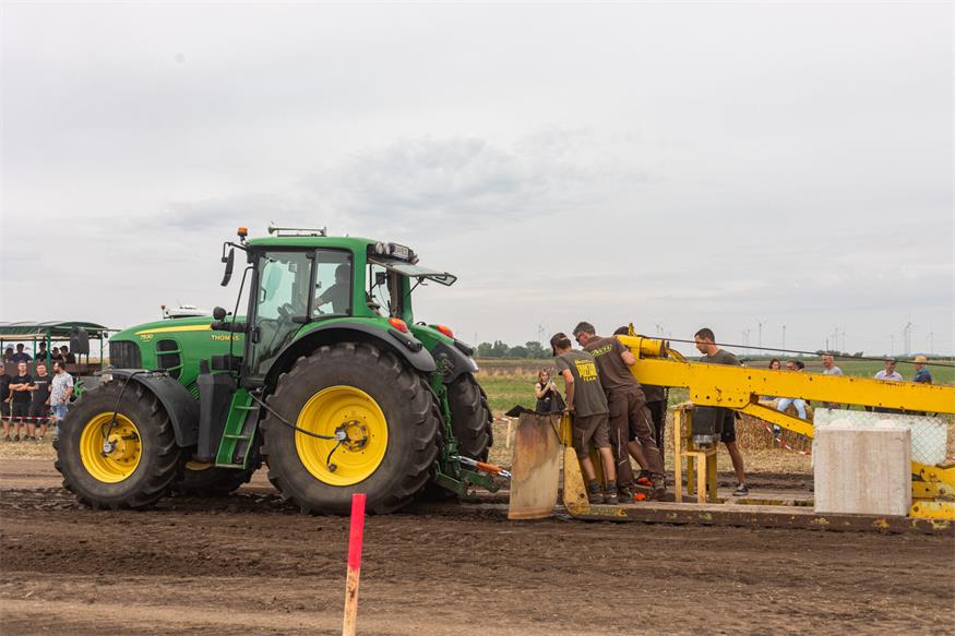 Traktor-Pulling in Tadten: Der etwas andere Motorsport-Event