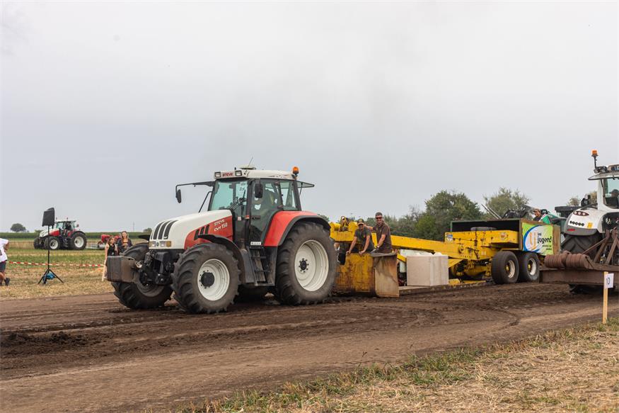 Traktor-Pulling in Tadten: Der etwas andere Motorsport-Event