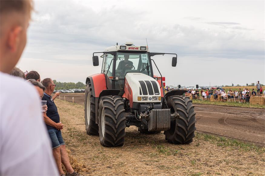 Traktor-Pulling in Tadten: Der etwas andere Motorsport-Event