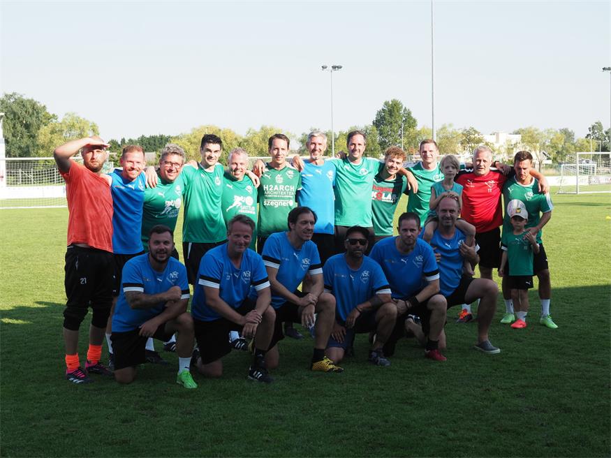 Benefizturnier in Neusiedl: Borussia-Fans kicken für den guten Zweck