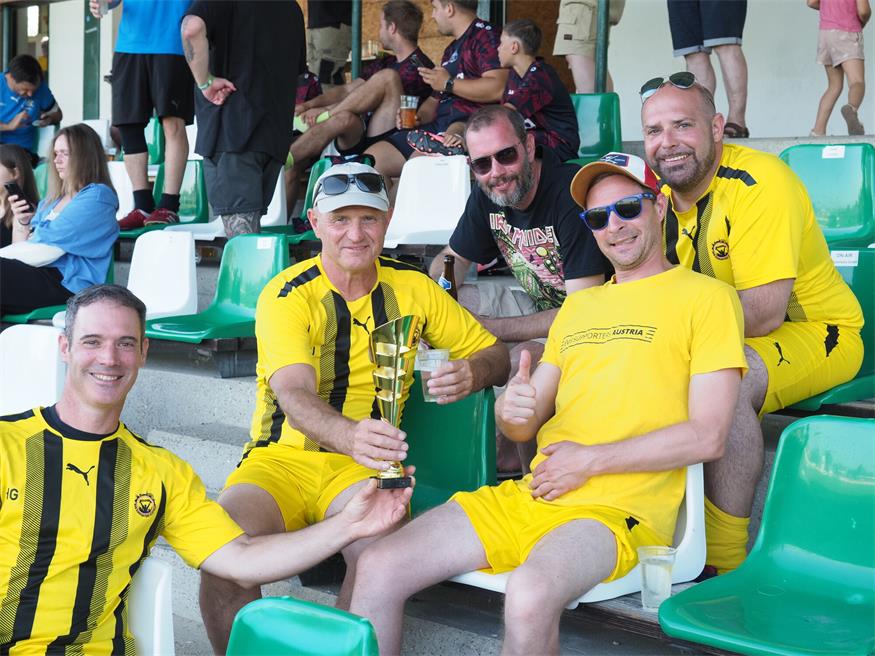 Benefizturnier in Neusiedl: Borussia-Fans kicken für den guten Zweck