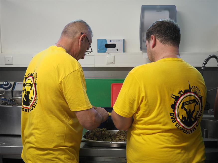 Benefizturnier in Neusiedl: Borussia-Fans kicken für den guten Zweck