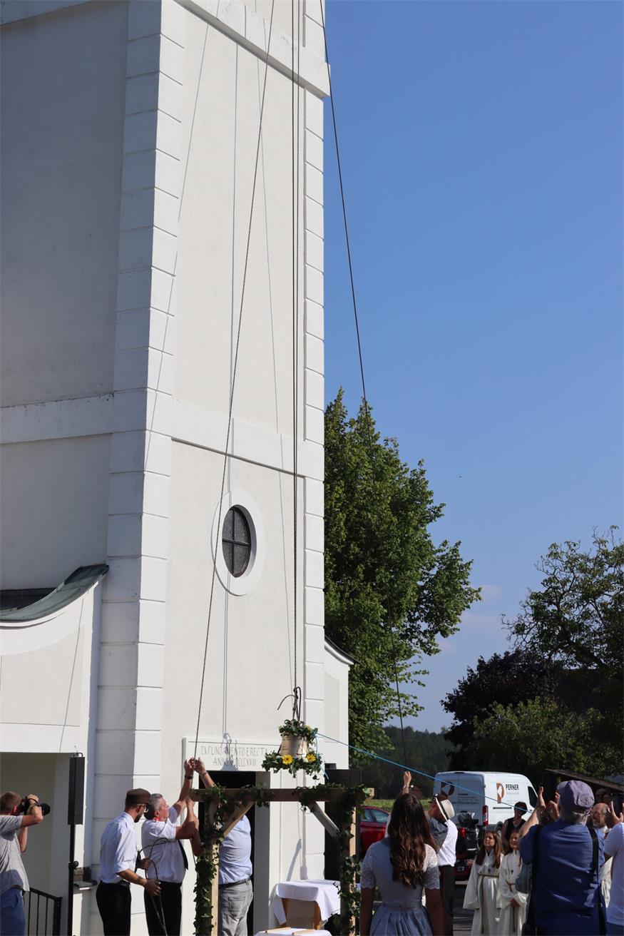 Neue Glocke in Neudorf bei Landsee geweiht