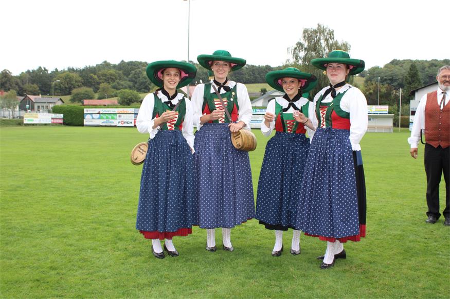 Feuchtes, aber fröhliches Fest zum 40er des Musikvereins Pilgersdorf