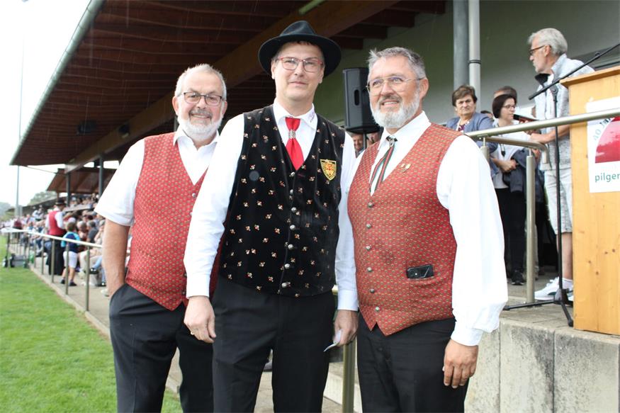 Feuchtes, aber fröhliches Fest zum 40er des Musikvereins Pilgersdorf