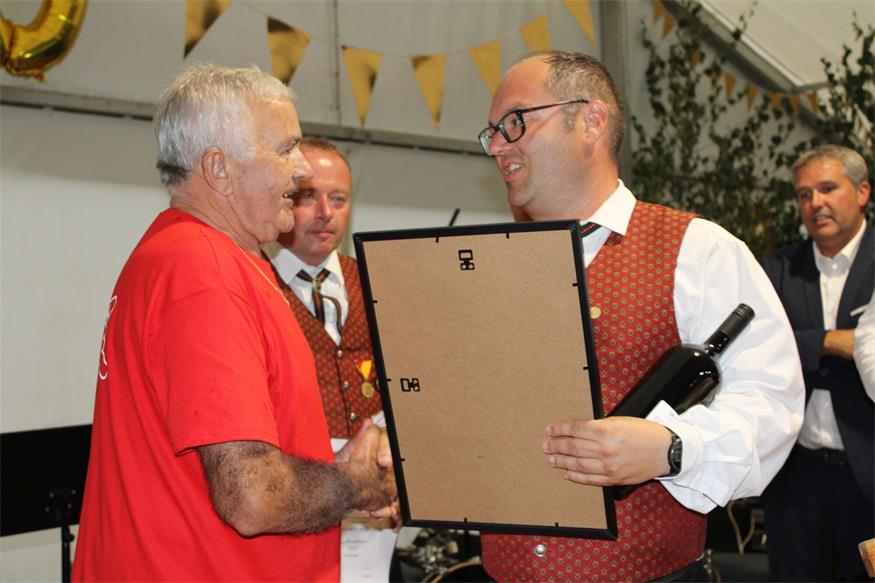 Feuchtes, aber fröhliches Fest zum 40er des Musikvereins Pilgersdorf