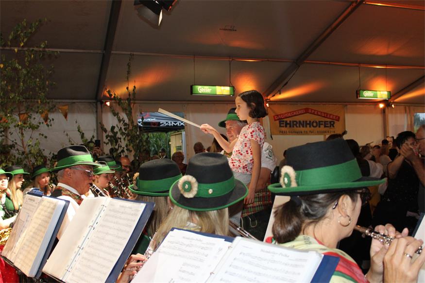Feuchtes, aber fröhliches Fest zum 40er des Musikvereins Pilgersdorf