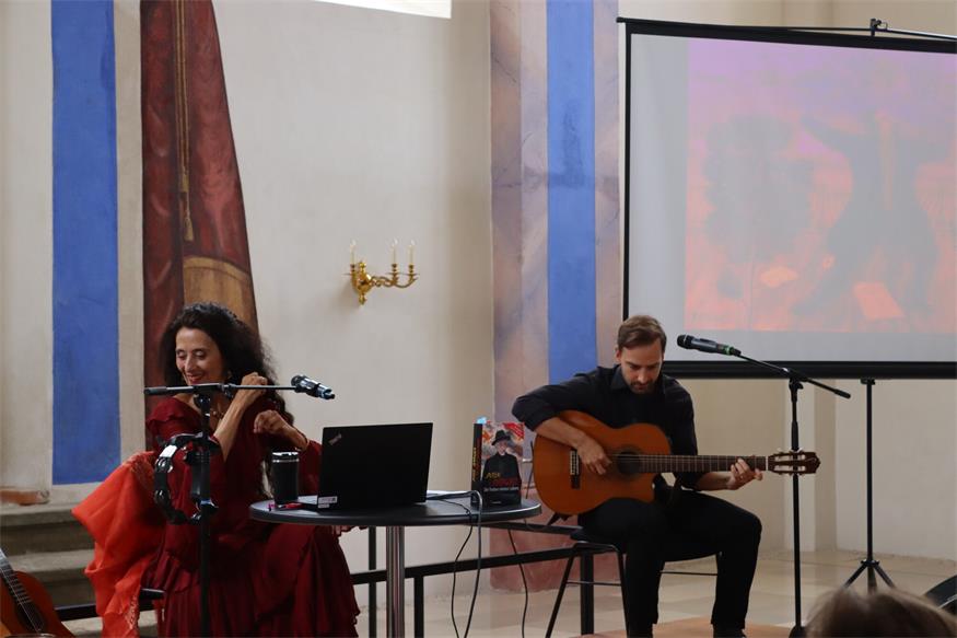 Timna Brauer begeisterte in der ehemaligen Synagoge Kobersdorf