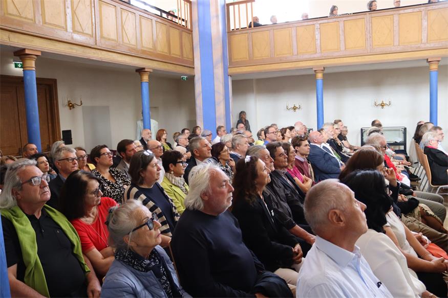 Timna Brauer begeisterte in der ehemaligen Synagoge Kobersdorf