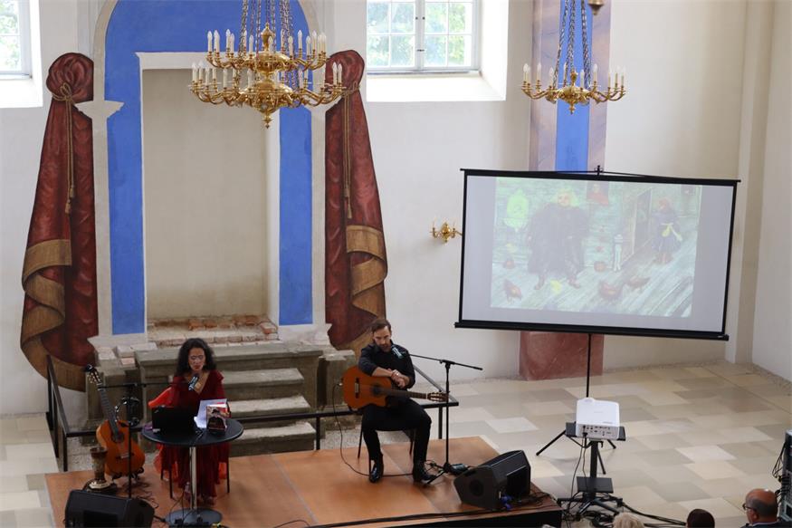 Timna Brauer begeisterte in der ehemaligen Synagoge Kobersdorf