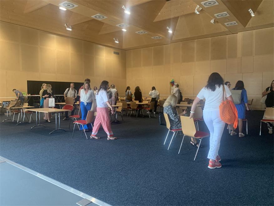 Symposion in Neutal stellte Religion und Frieden ins Zetrum