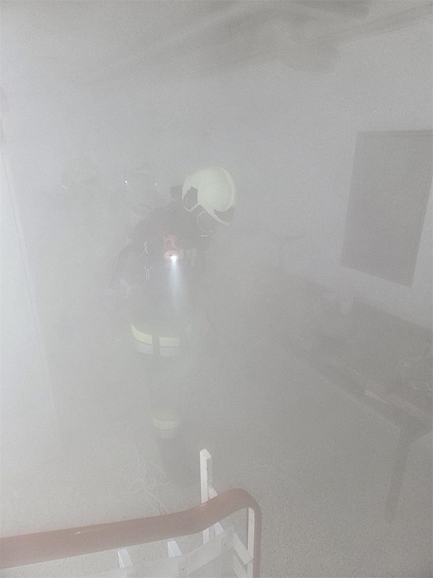 Drei Feuerwehren übten Brandeinsatz im Großwarasdorfer Schulhaus