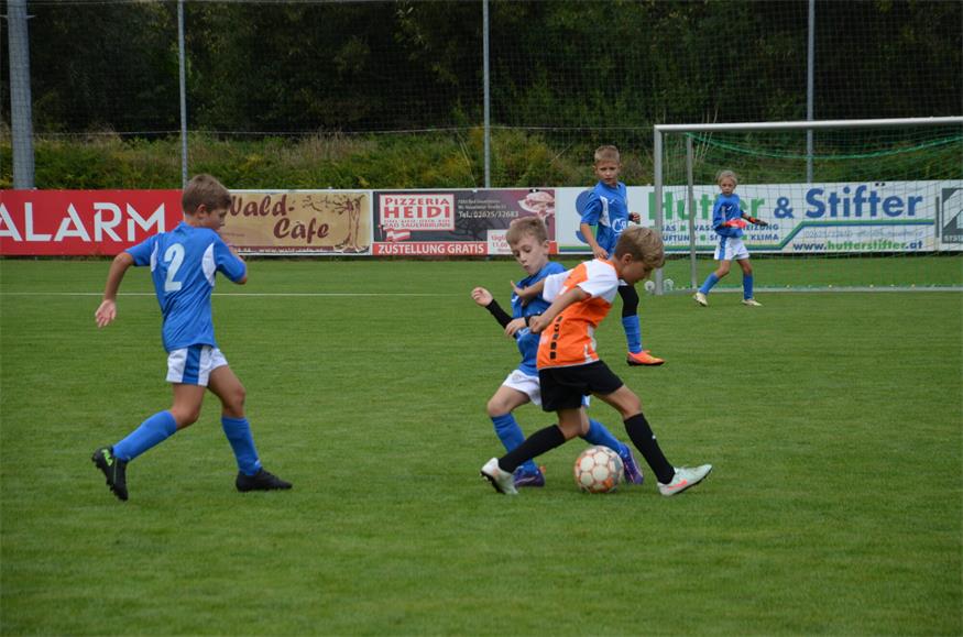 Minis-Fußballfest in Bad Sauerbrunn, U16-Duell im Pappelstadion
