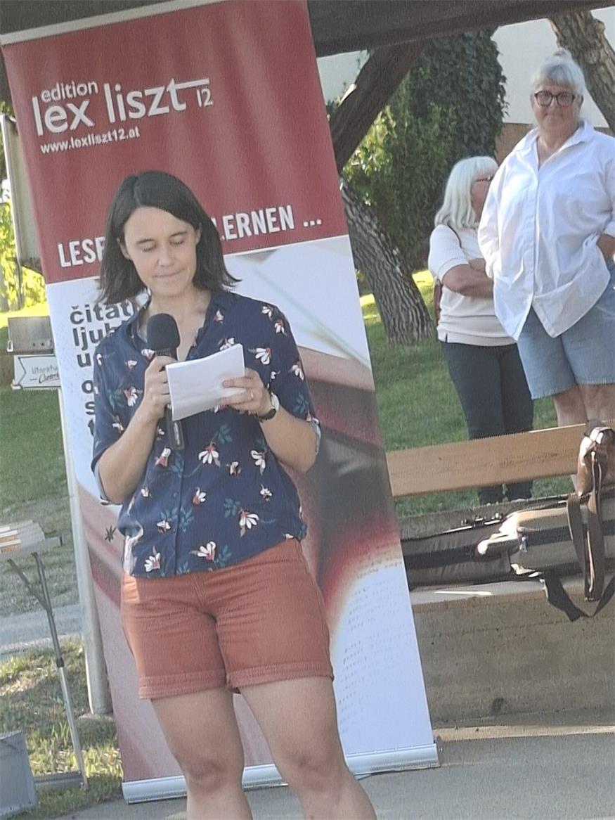 Lesen lieben, wandern und darüber reden: Bücher treffen Menschen