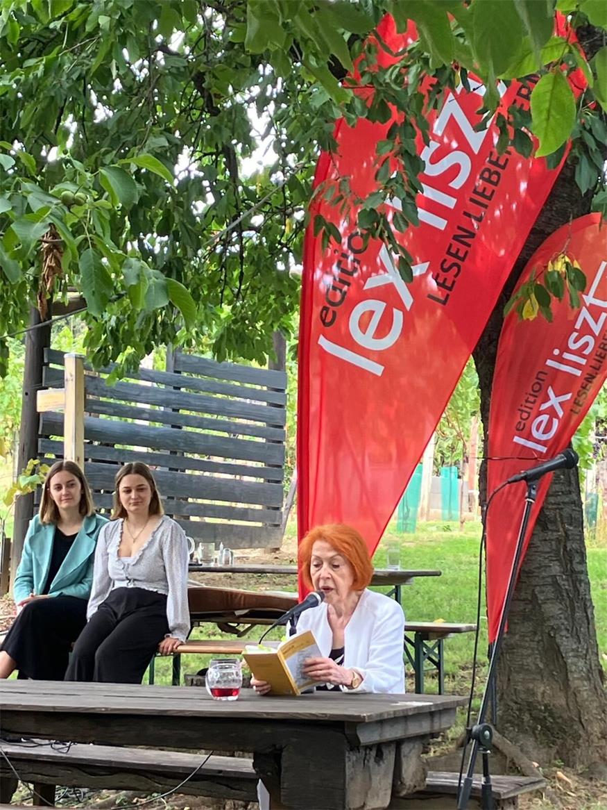 Lesen lieben, wandern und darüber reden: Bücher treffen Menschen