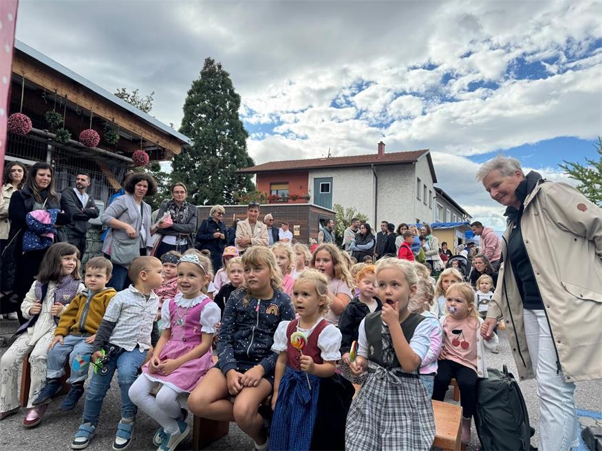 Neudörfler Dorffest: Hauptstraße verwandelte sich erneut in Festmeile