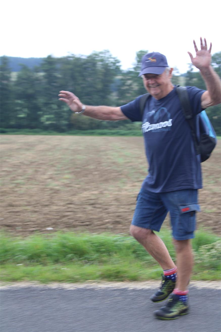 Benefizwanderung in Piringsdorf: Schritt für Schritt zum DaHuam4Kids