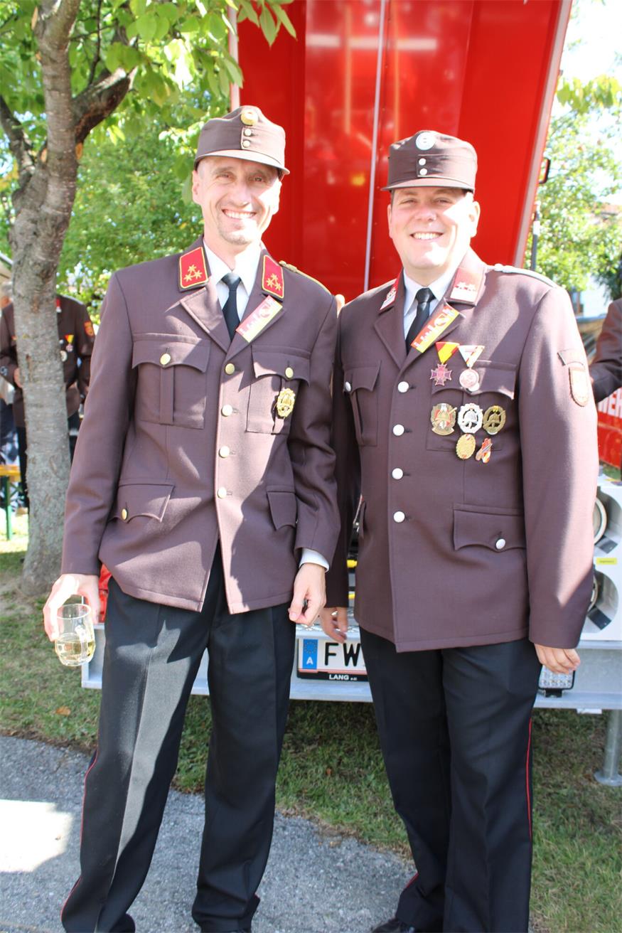 Dienstantritt für neues Fahrzeug der Feuerwehr Großmutschen