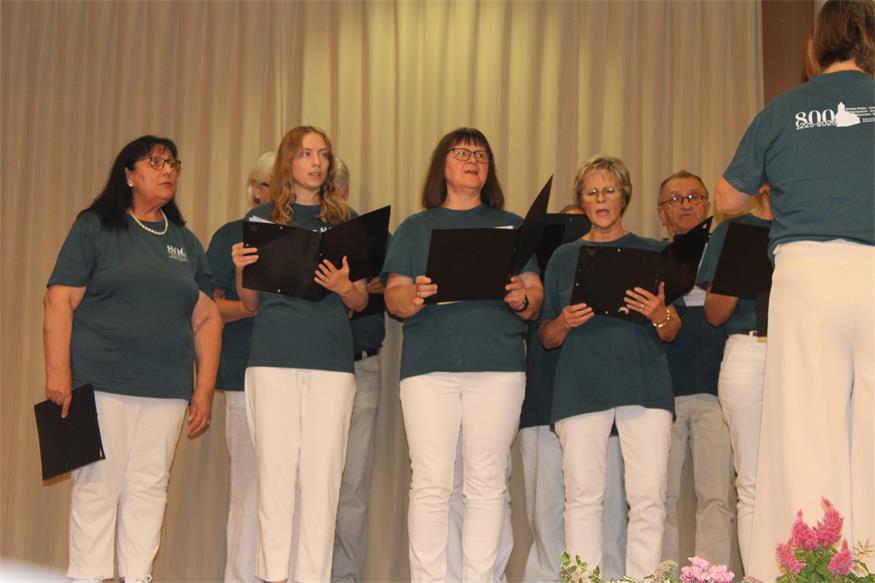 Gesungene Pullendorfer Vielfalt zum Pullenale-Start