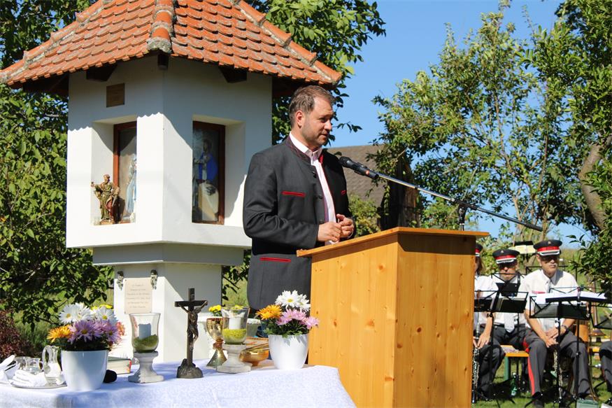 Jubiläum unter dem Matthäus-Bildstock von Salmannsdorf steht  bevor