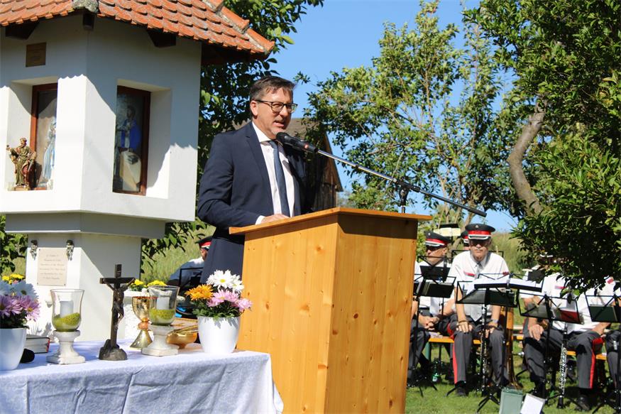 Jubiläum unter dem Matthäus-Bildstock von Salmannsdorf steht  bevor