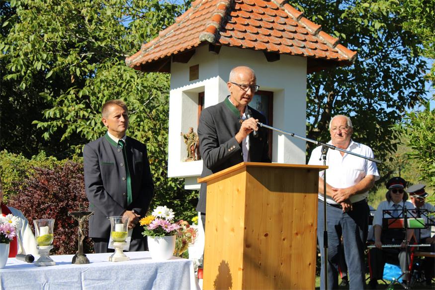 Jubiläum unter dem Matthäus-Bildstock von Salmannsdorf steht  bevor