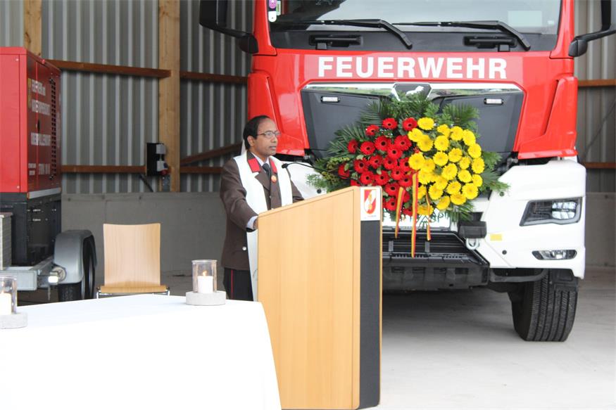 FF Oberpullendorf: Neubau und drei tonnenschwere „Kameraden“ gesegnet
