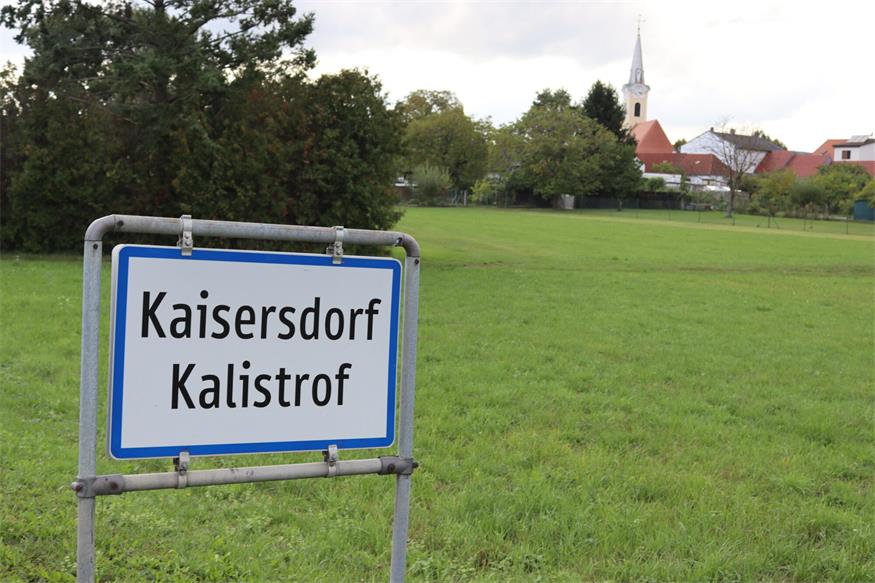Zweisprachige Ortstafeln als starkes Symbol