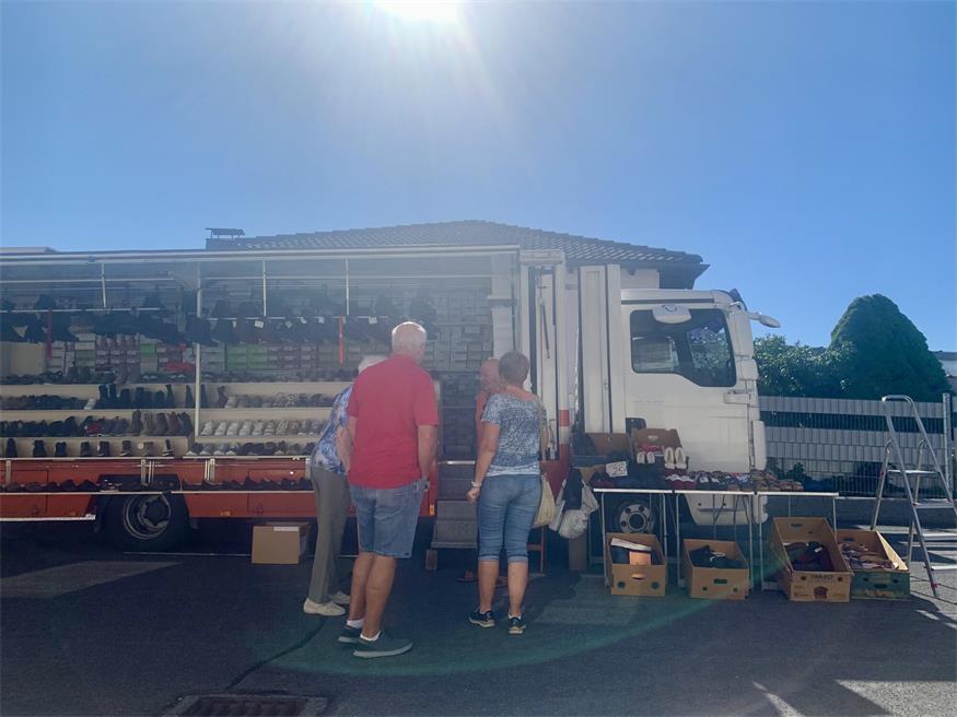 Markttag brachte Mode und Genuss ins Pflegekompetenzzentrum Lackenbach