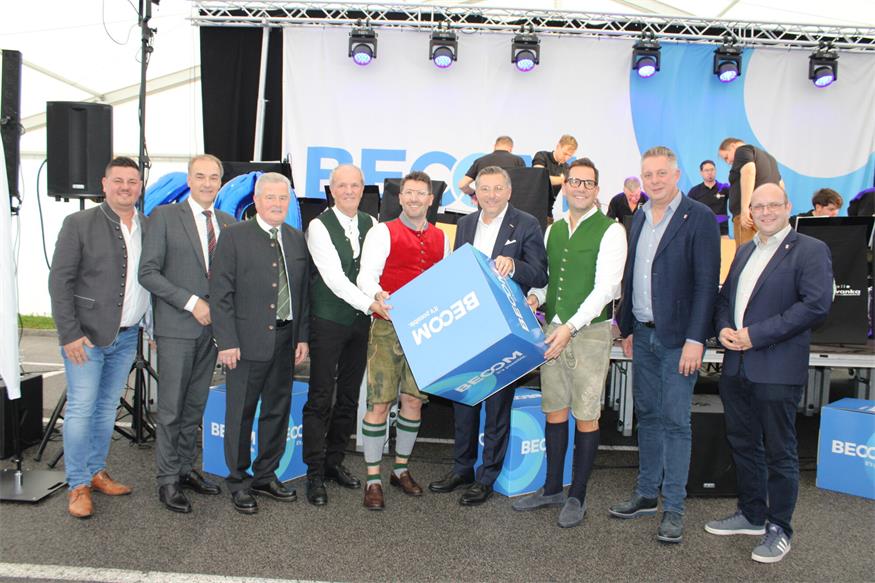Ein Unternehmen und eine (große) Familie: 40 Jahre BECOM