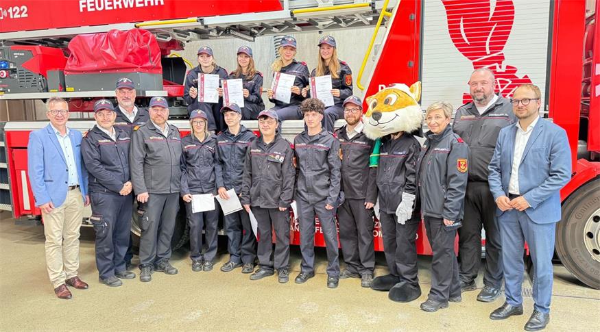 Jugendfeuerwehr: „Weiße Fahne“ bei Leistungsabzeichen in Gold