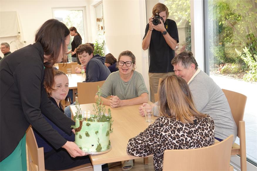 Waldquelle-Torte: Dankeschön an die Förderwerkstätte Oberpullendorf