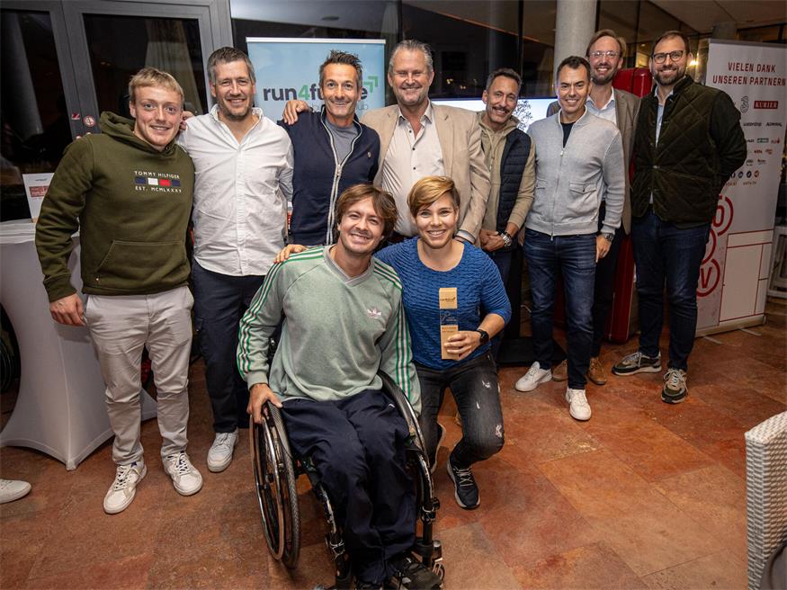 Sport trifft Wirtschaft: Team Business gewinnt Tennis-Duell