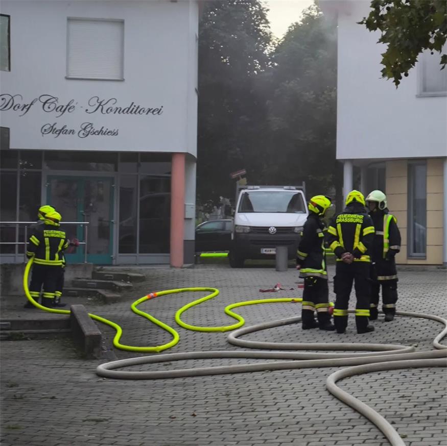 FF übten Bekämpfung eines Brandes, der sich rasch ausbreitet