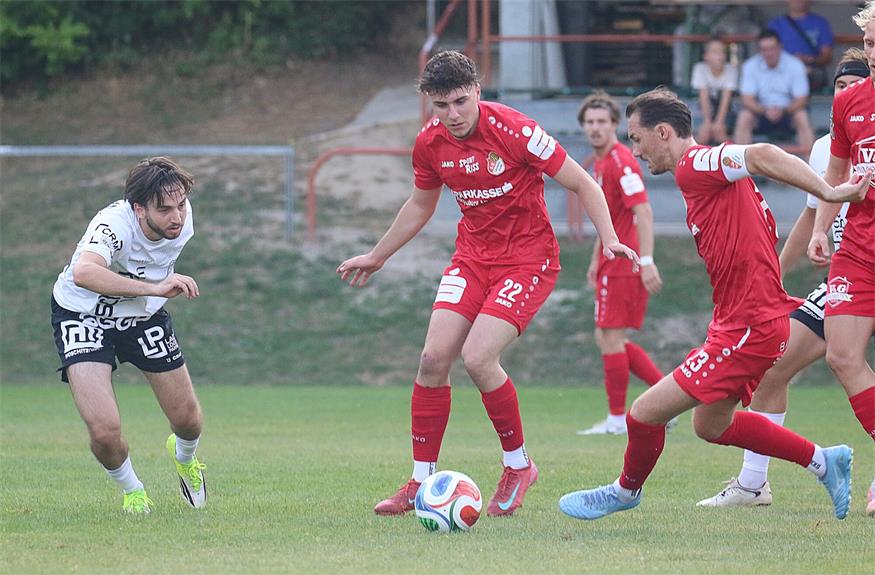 1:1-Remis, viel Pech und ein fragwürdiger Pfiff bei Parndorfs Auftakt