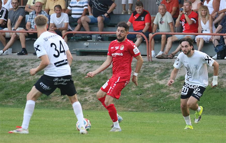 1:1-Remis, viel Pech und ein fragwürdiger Pfiff bei Parndorfs Auftakt