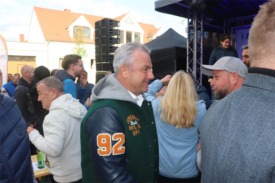 „Gute Jahre nur mit uns“-Tour mit Herbert Kickl hielt in Neudörfl